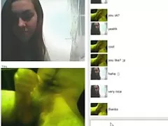 La bella Julia porno video italiani gratis Ann succhia abilmente il cazzo del capo.