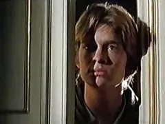 La cagna è venuta a lavorare eccitata, annusando lo sperma di suo marito, due colleghi non hanno potuto fare a meno di notare che porno completi italiani l'hanno spogliata e scopata duramente.